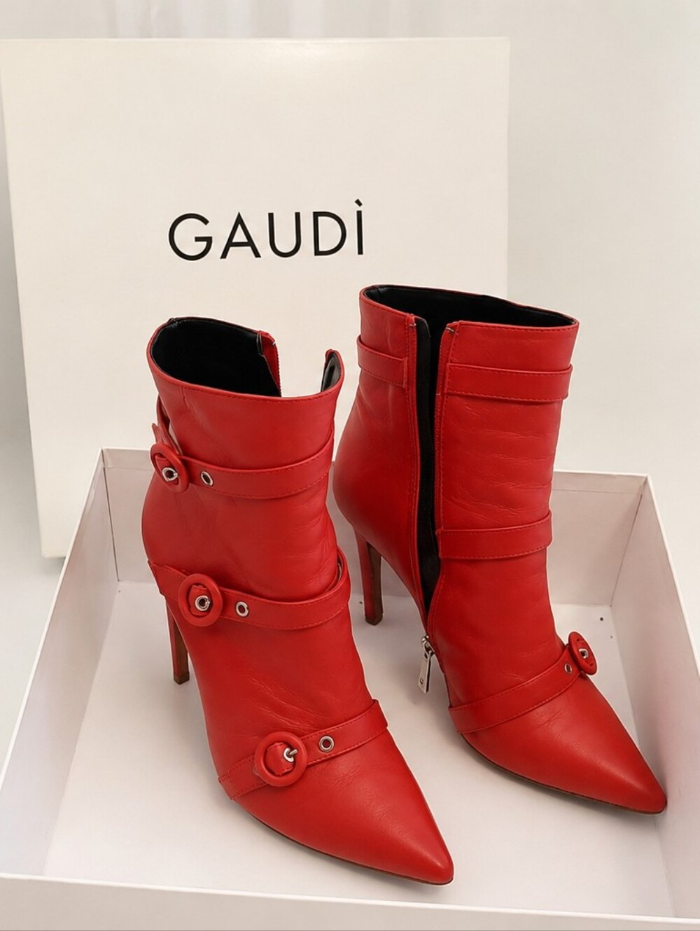 Gaudì Red Leather Pointed Stiletto Ankle Boots